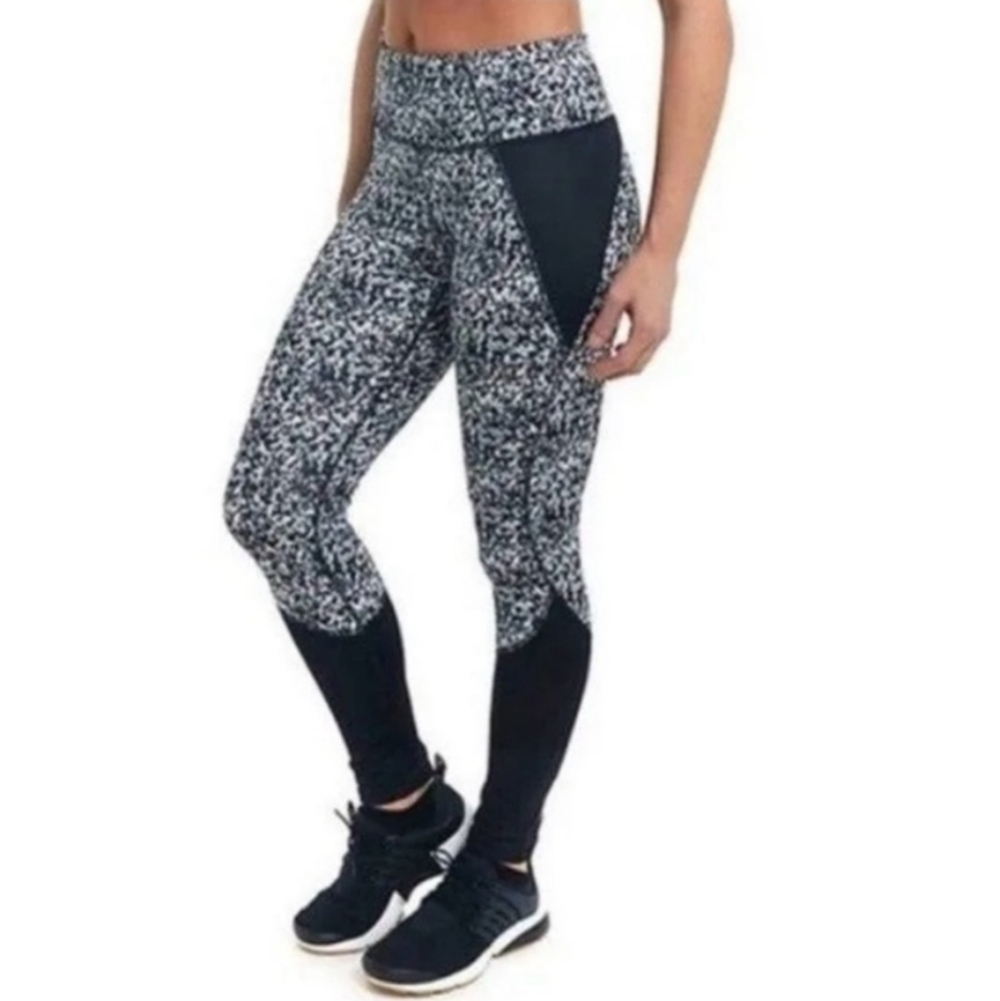 Copper Fit Leggings Size XL Black White Pixel Print Compression Athletic